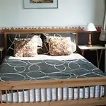 Airedale Guest House